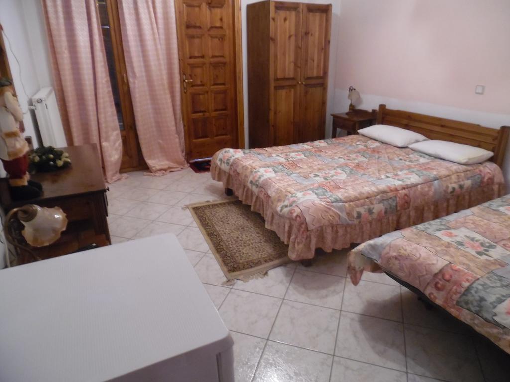 Elatos Rooms Mikrón Khoríon Pokoj fotografie
